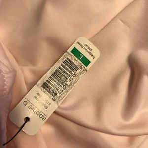 sophie b. Intimates & Sleepwear - Beautiful cream and peach pink lingerie sophie b. Intimates & Sleepwear - Beautiful cream and peach pink lingerie